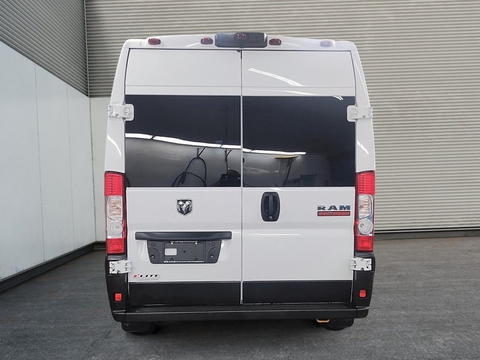 2021 Ram ProMaster Cargo Van 159 WB HIGH ROOF // 3 PLACES // VITRE ARRIÈRE-2
