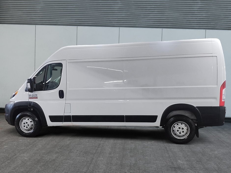 2021 Ram ProMaster Cargo Van 159 WB HIGH ROOF // 3 PLACES // VITRE ARRIÈRE-4
