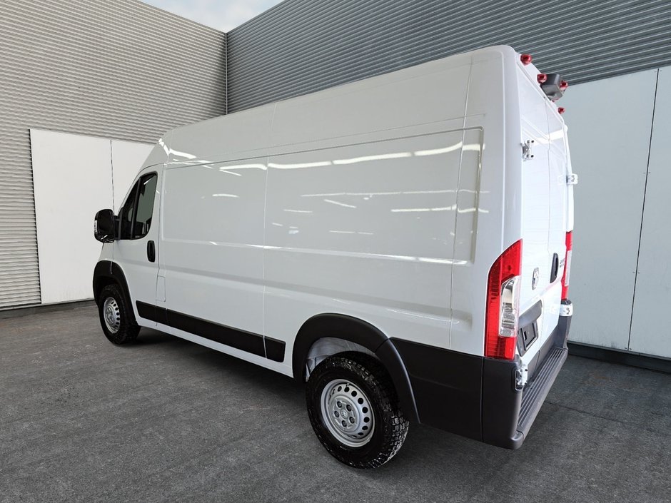 2025 Ram ProMaster Cargo Van TRADESMAN // 2500 // HIGH ROOF-3