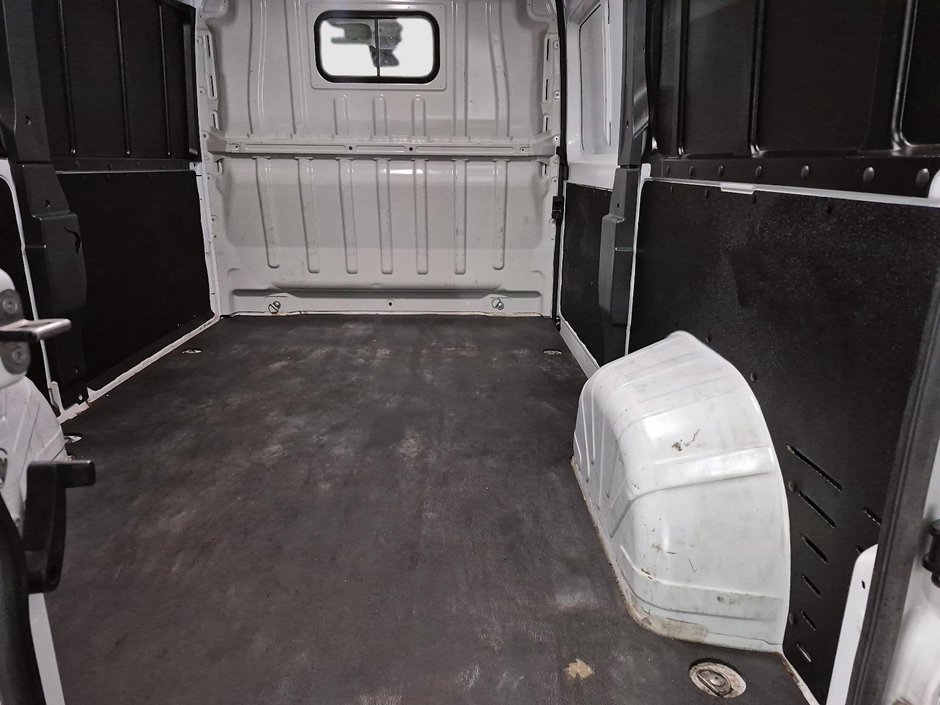 Ram ProMaster Cargo Van TRADESMAN // 2500 // HIGH ROOF 2025-15