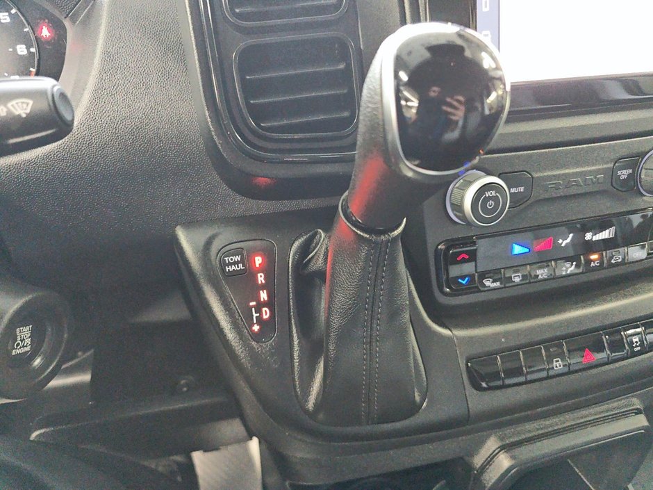 2025 Ram ProMaster Cargo Van TRADESMAN // 3500 // HIGH ROOF-14