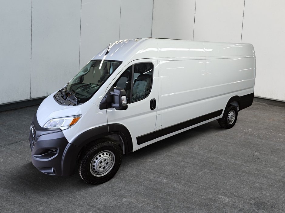2025 Ram ProMaster Cargo Van TRADESMAN // 3500 // HIGH ROOF-4