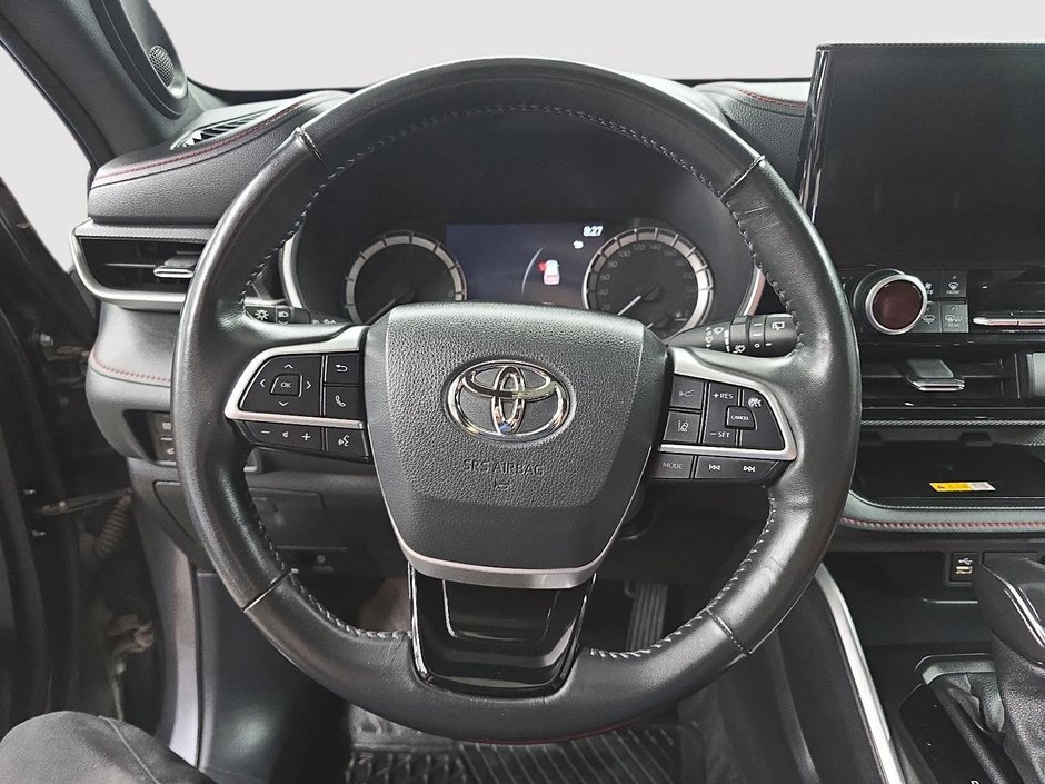 2024 Toyota Highlander XSE / HIGHLANDER / TOYOTA-11