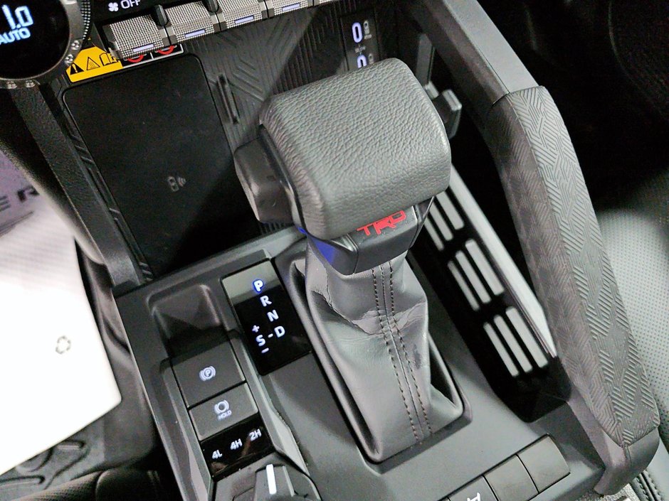 Toyota Tacoma TACOMA // HYBRIDE // TOYOTA 2025-14