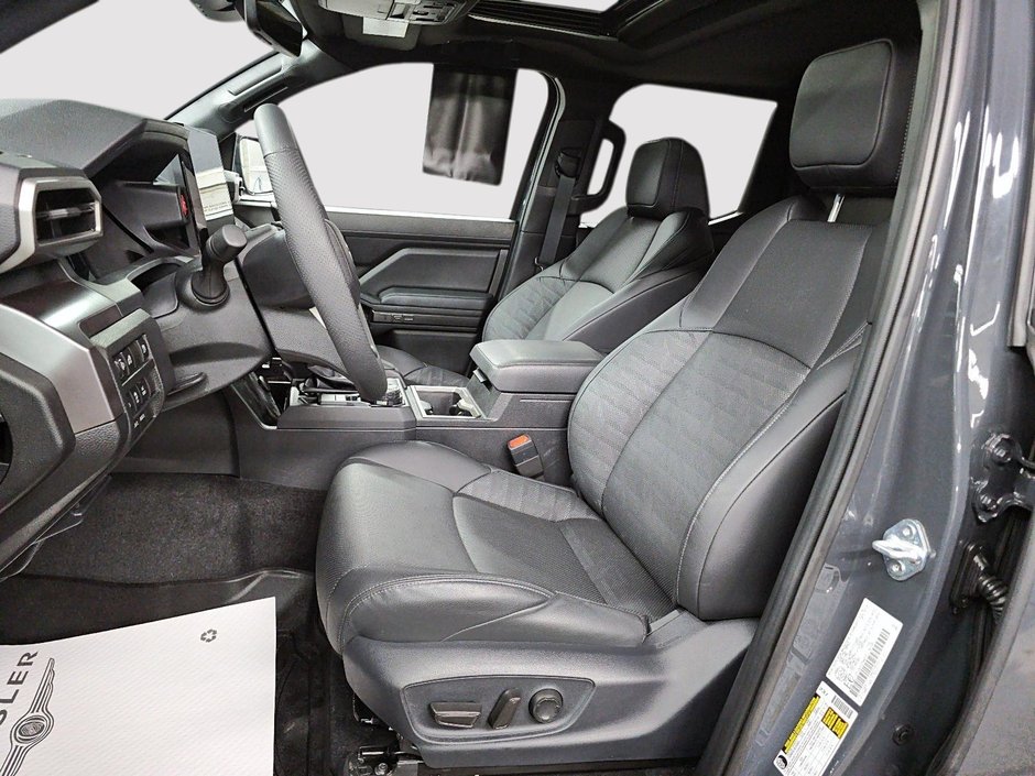 Toyota Tacoma TACOMA // HYBRIDE // TOYOTA 2025-8