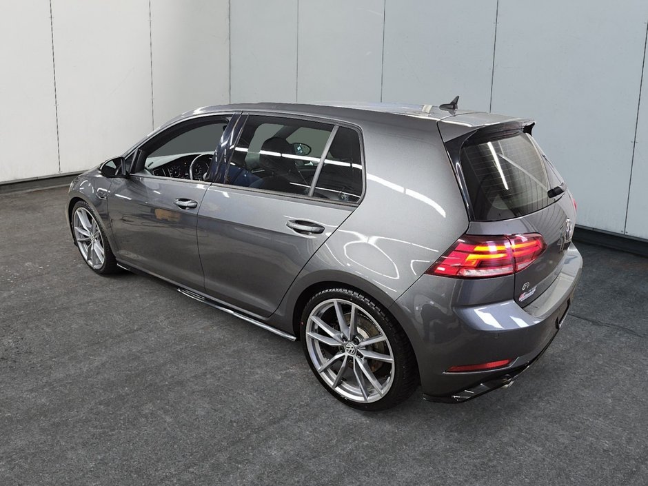 Volkswagen Golf R R / GOLF // VOLKSWAGEN 2019-3