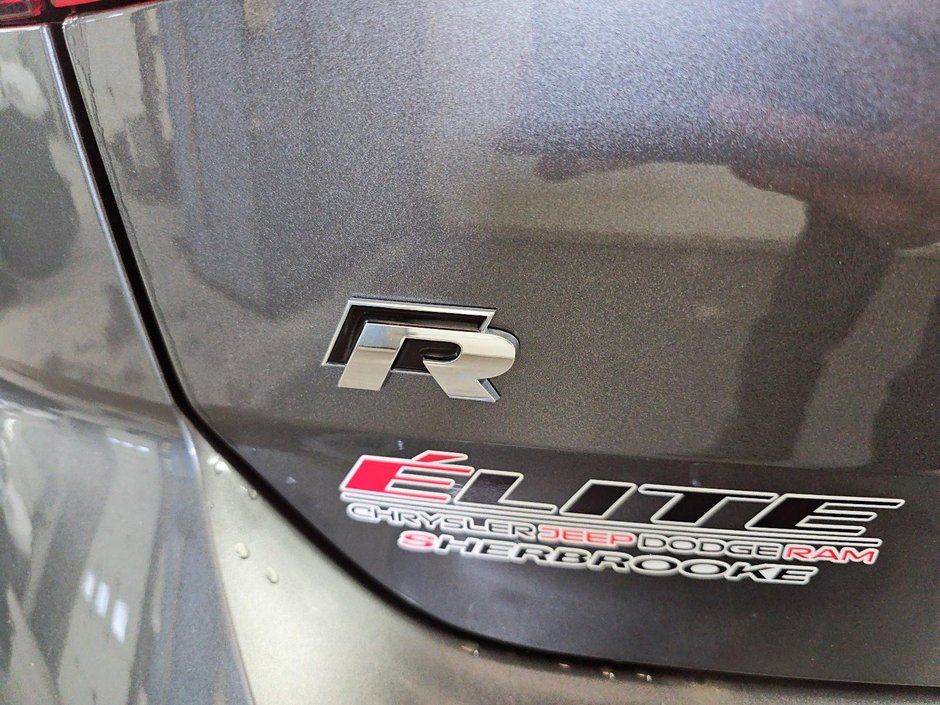 Volkswagen Golf R R / GOLF // VOLKSWAGEN 2019-15