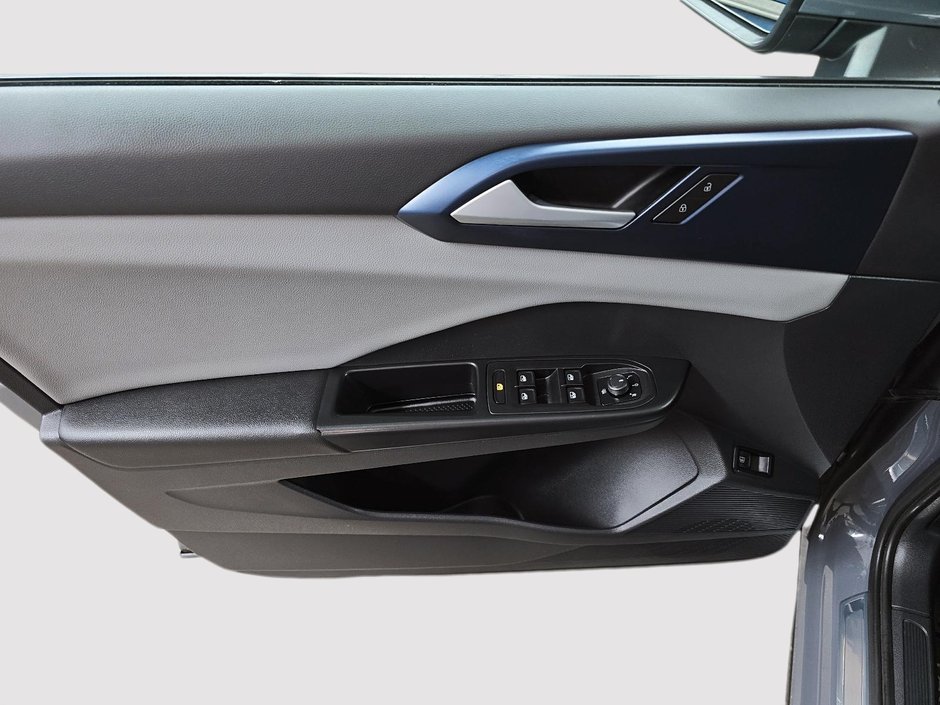 Volkswagen Taos COMFORTLINE / TAOS / QUATTRO 2022-10