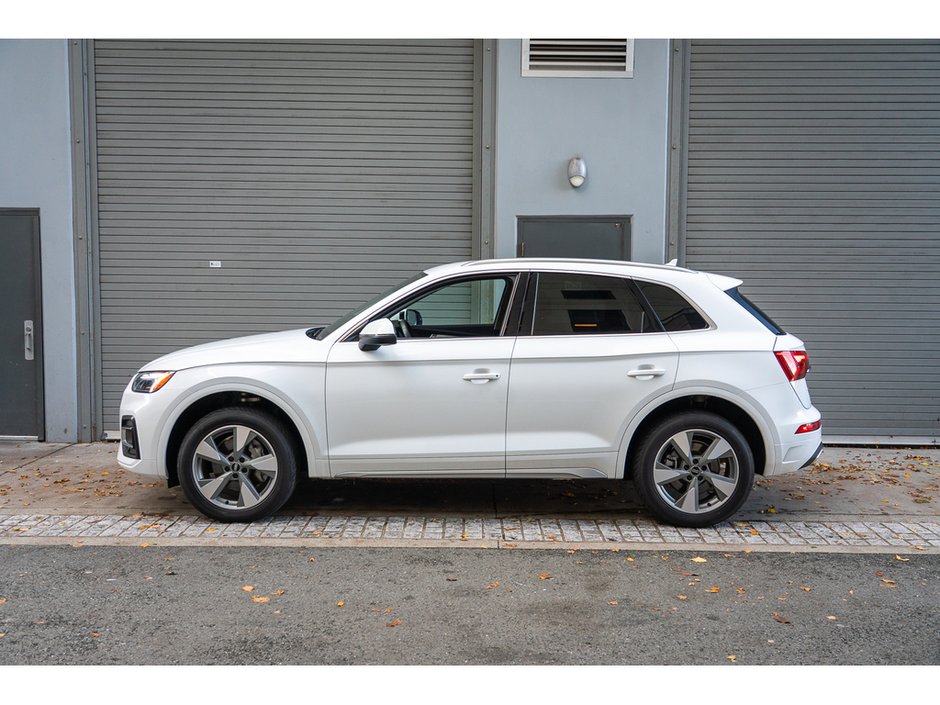 2024 Audi Q5 Komfort Everyday Luxury with Confident All-Weather Performance