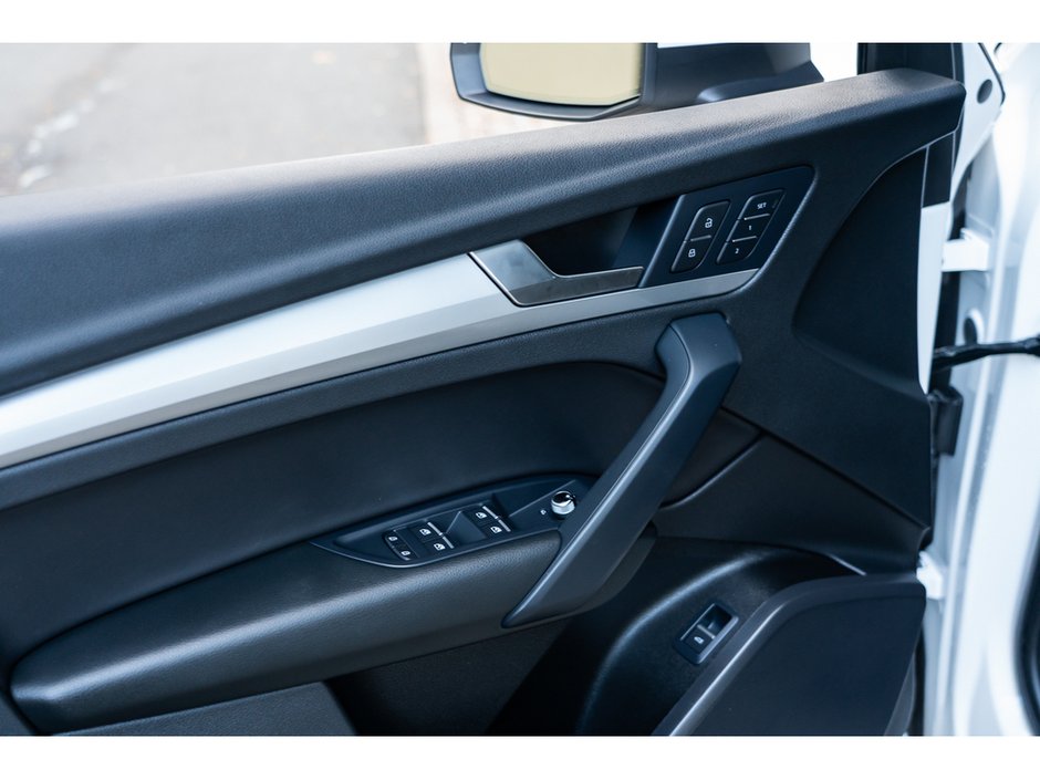 2024 Audi Q5 Komfort Everyday Luxury with Confident All-Weather Performance