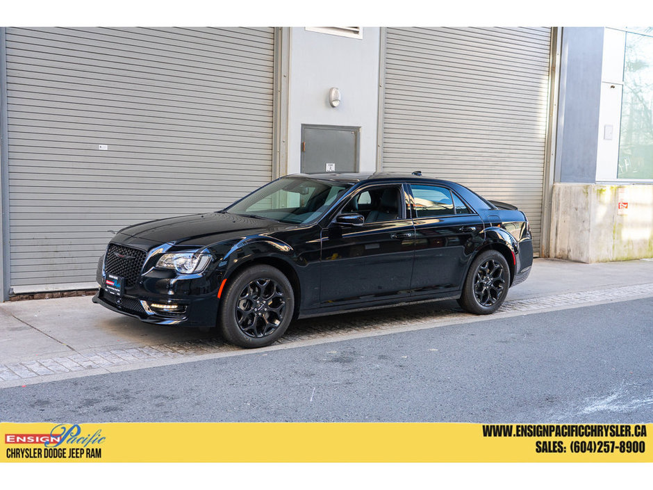 2023 Chrysler 300 S