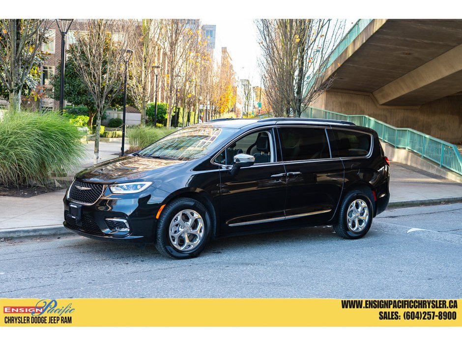 2022 Chrysler Grand Caravan SXT Family Comfort Meets Everyday Versatility