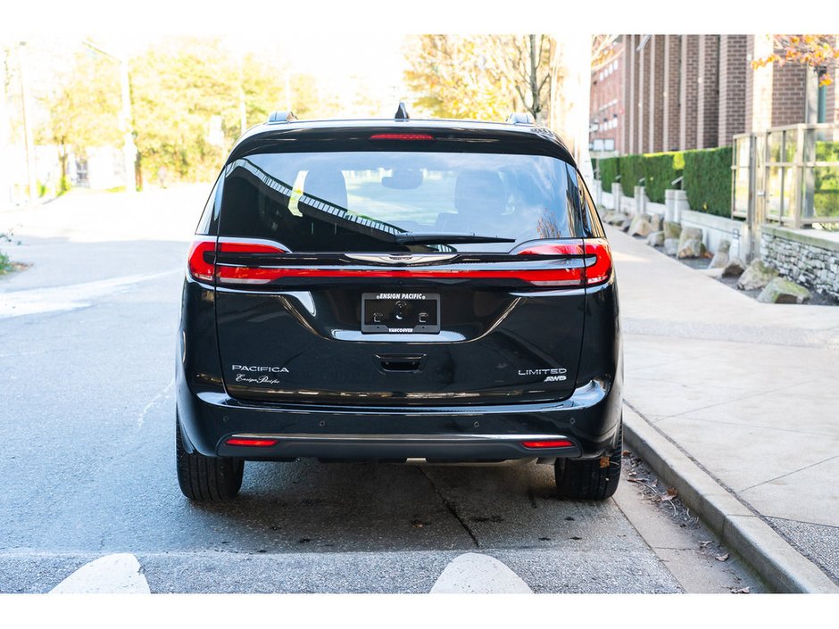 2022 Chrysler Grand Caravan SXT Family Comfort Meets Everyday Versatility