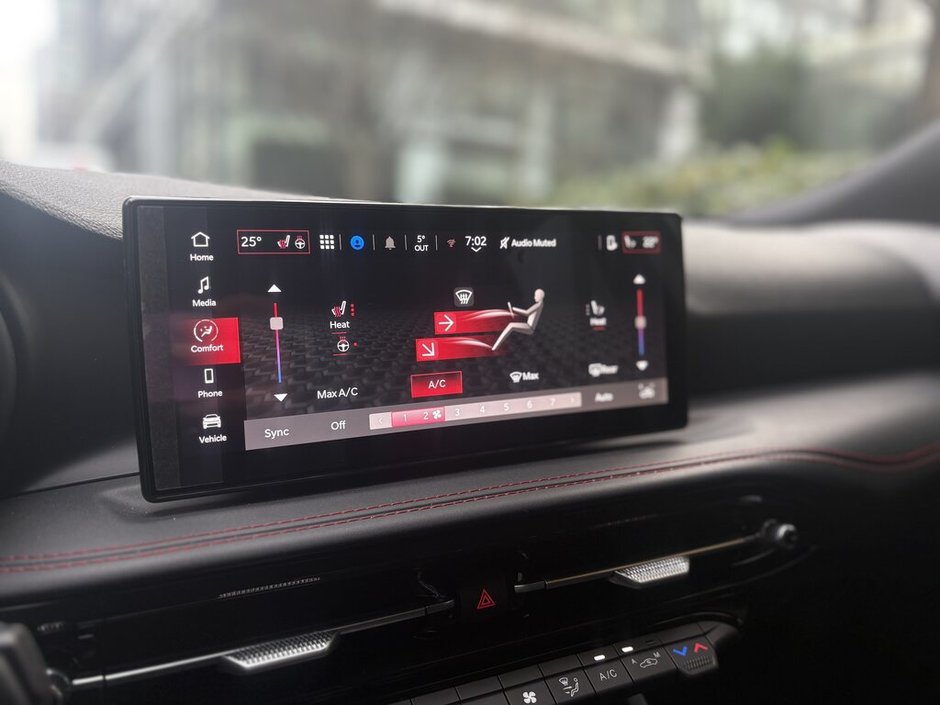 2024 Dodge Hornet R/T Sport-inspired performance. Everyday versatility.