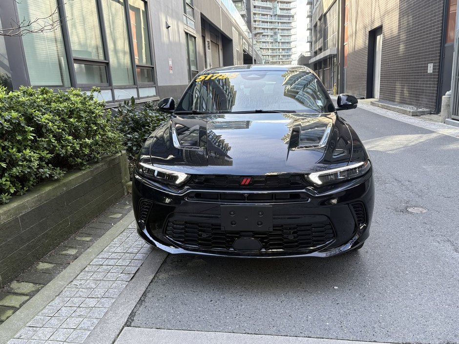 2024 Dodge Hornet R/T Electrified Dodge Performance in a Bold Compact SUV