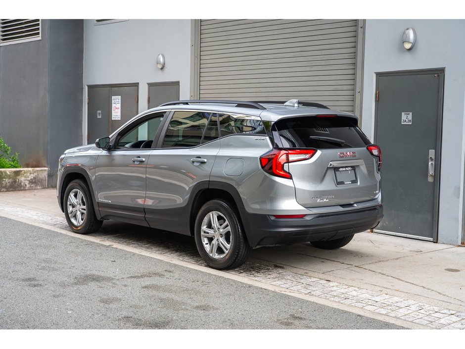 2023 GMC Terrain SLE Confidence and Comfort, Wherever You Go