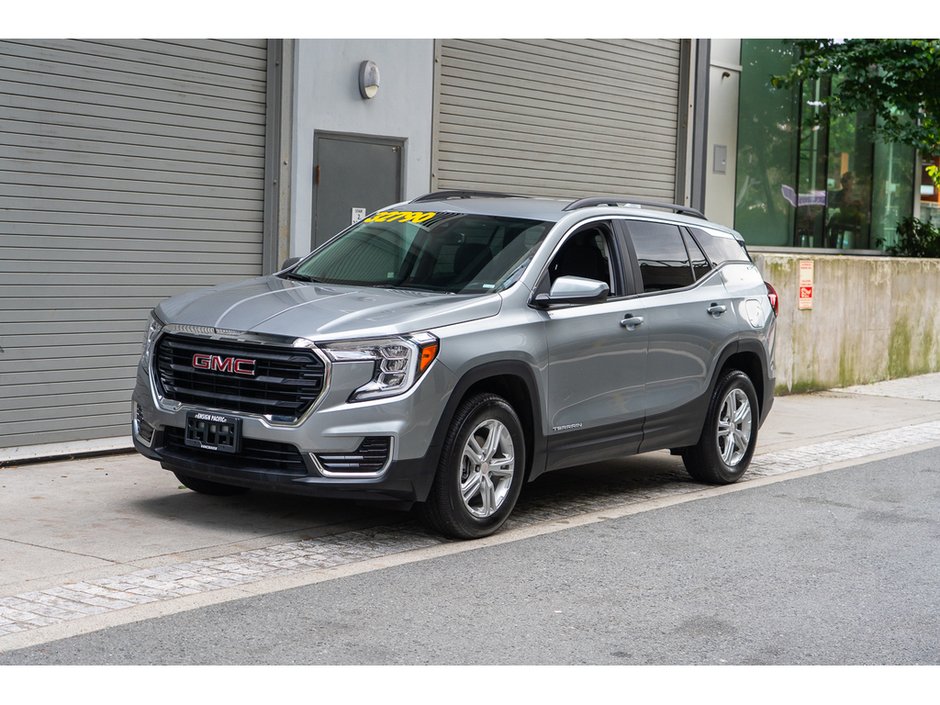 2023 GMC Terrain SLE Confidence and Comfort, Wherever You Go