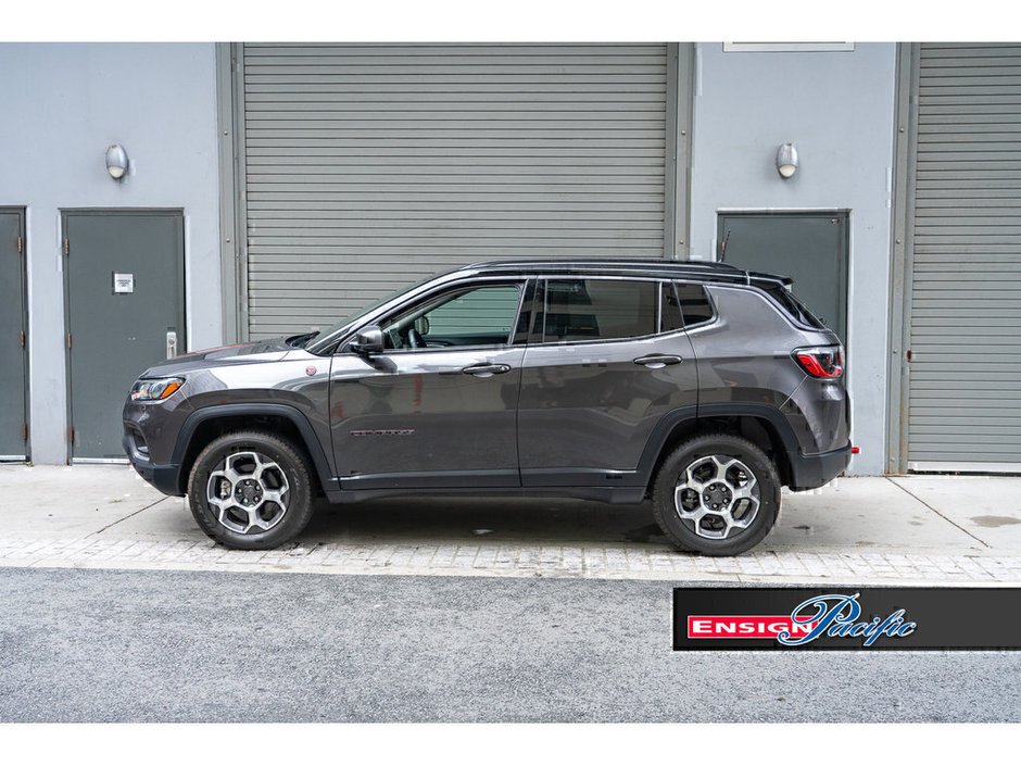 2022 Jeep Compass Trailhawk Trail-Rated Performance Meets Everyday Comfort.
