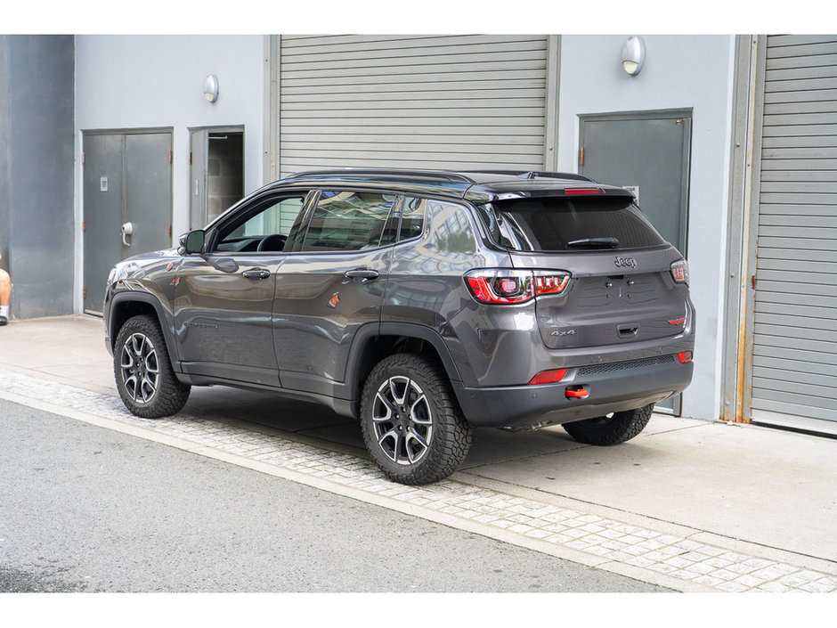 2024 Jeep Compass Trailhawk