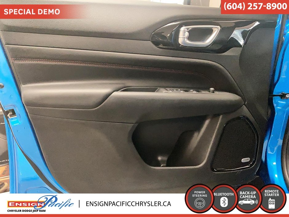 2024 Jeep Compass Trailhawk Adventure-ready performance with comfort for every journey.
