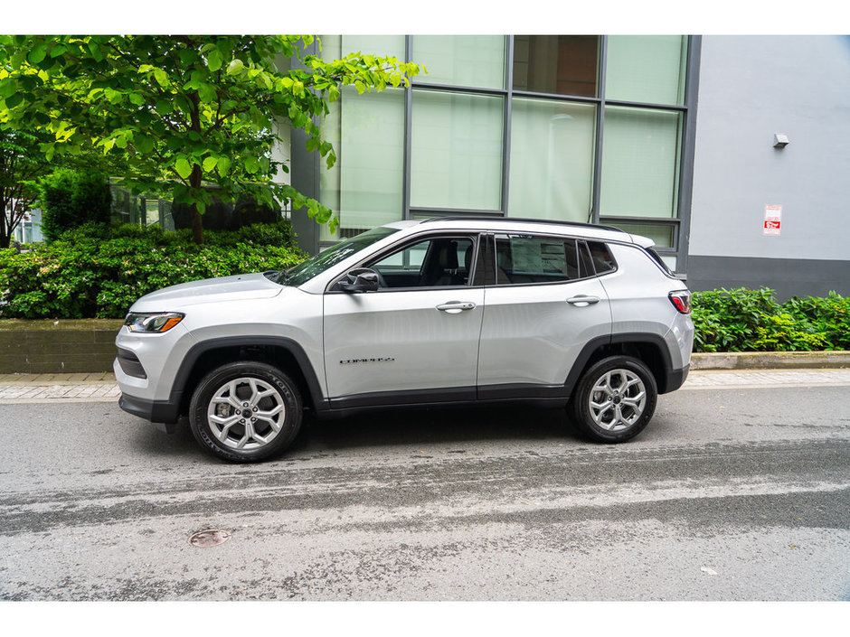 2025 Jeep Compass NORTH