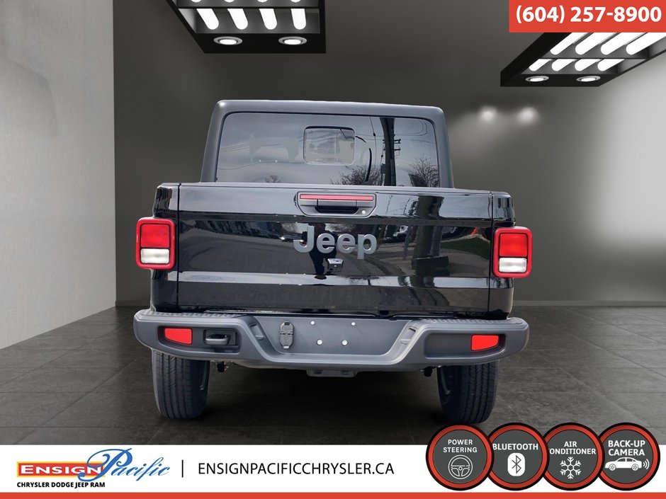 2026 Jeep Gladiator SPORT S