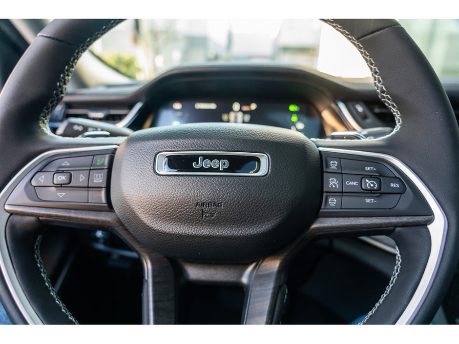 2023 Jeep Grand Cherokee 4xe 30th Anniversary