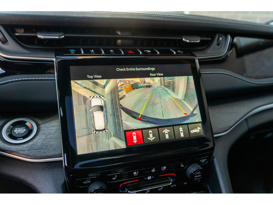 2023 Jeep Grand Cherokee 4xe 30th Anniversary