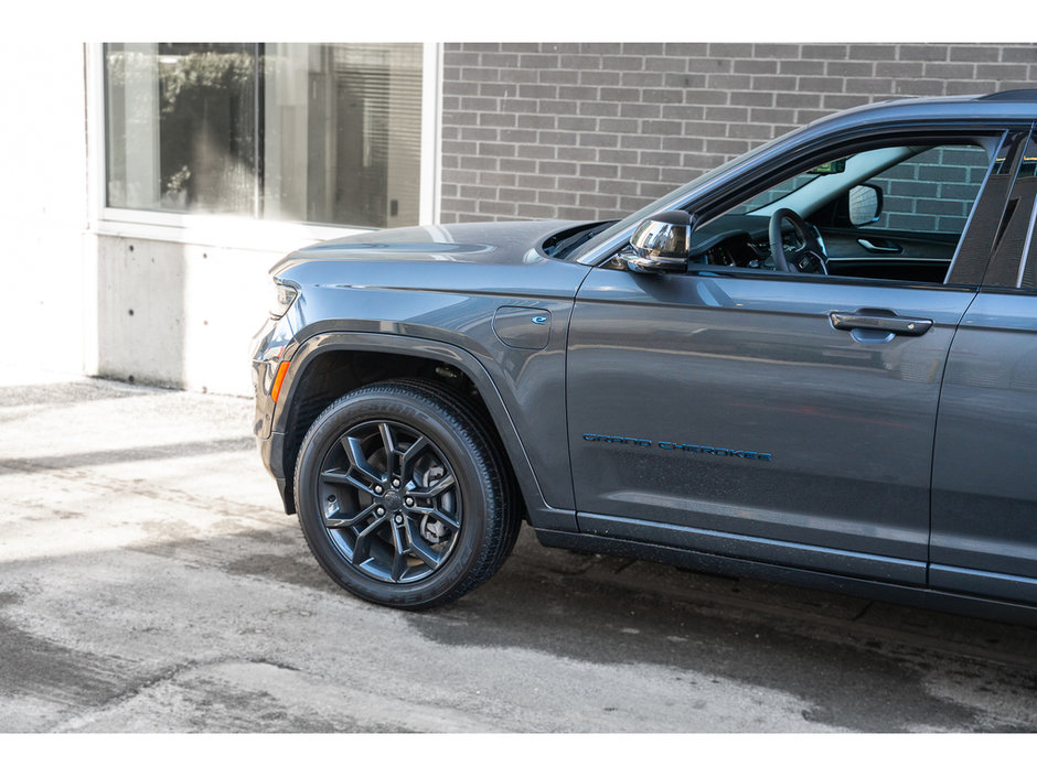 2023 Jeep Grand Cherokee 4xe 30th Anniversary