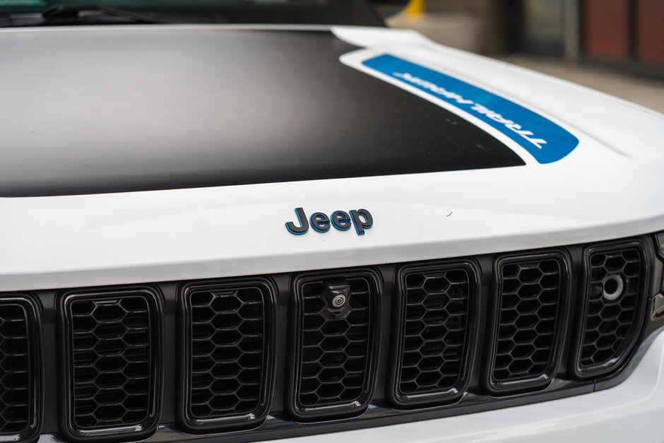 2023 Jeep Grand Cherokee 4xe Trailhawk