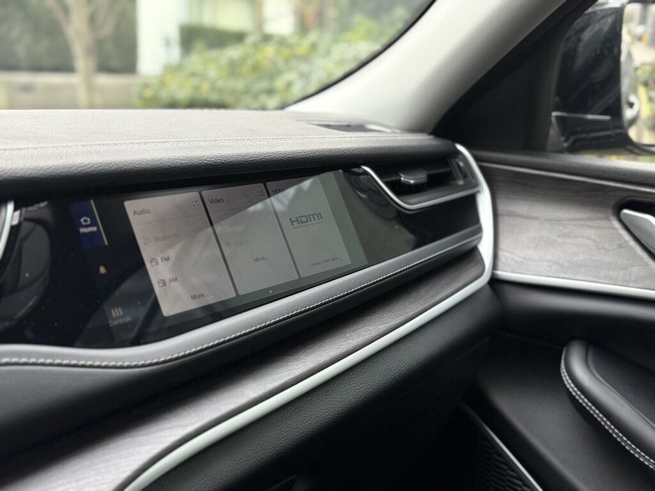 2023 Jeep Grand Cherokee 4xe 30th Anniversary Electrified efficiency. Legendary Jeep capability.