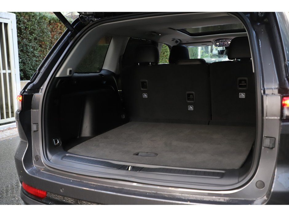 2023 Jeep Grand Cherokee 4xe 30th Anniversary