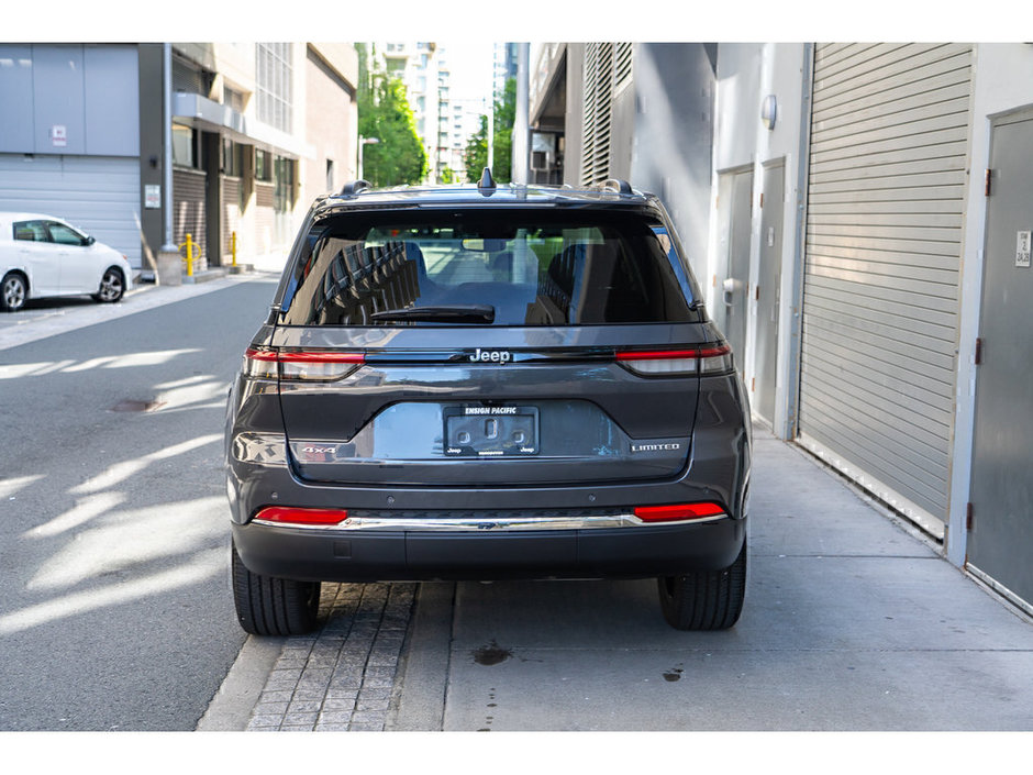 2022 Jeep Grand Cherokee Limited