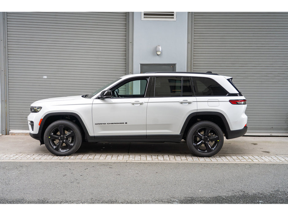 2024 Jeep Grand Cherokee Altitude