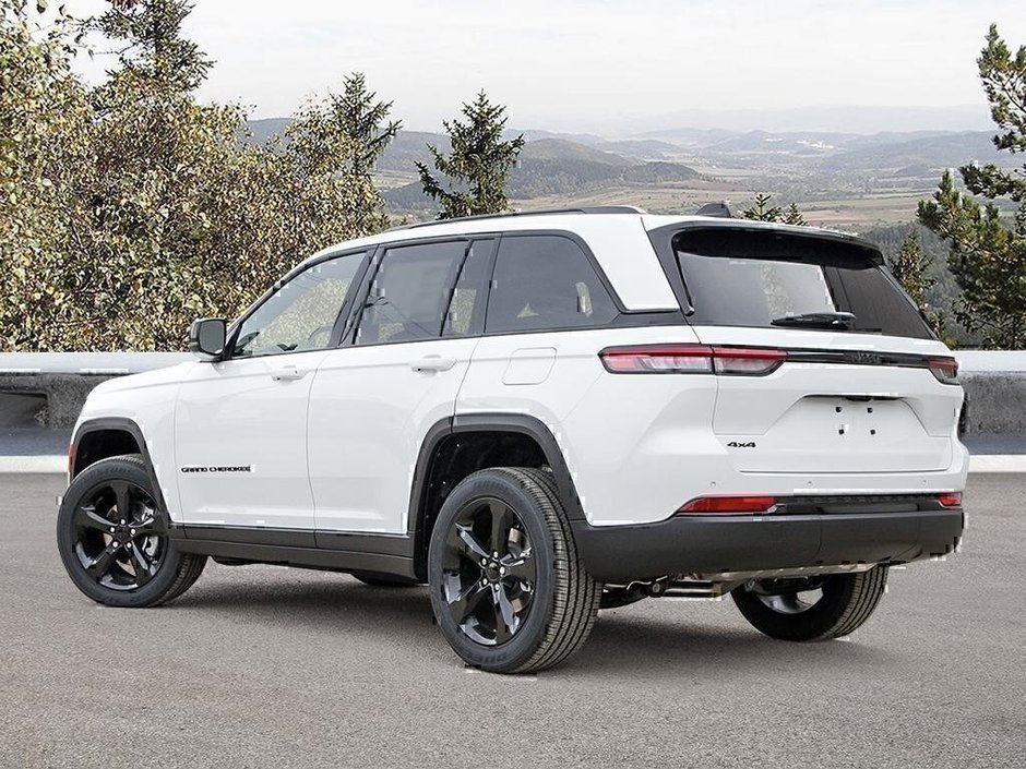 2024 Jeep Grand Cherokee Altitude