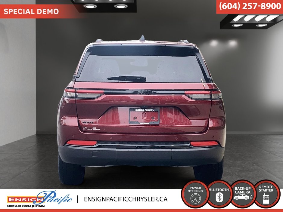 2024 Jeep Grand Cherokee Altitude Premium comfort meets legendary Jeep capability.