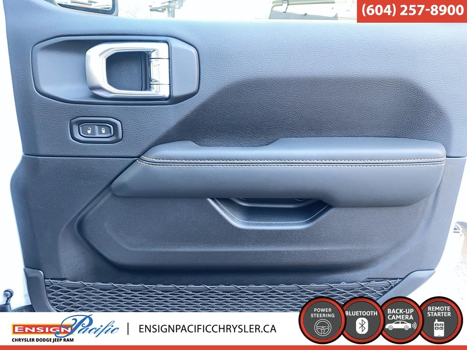 2024 Jeep WRANGLER 4-Door SAHARA