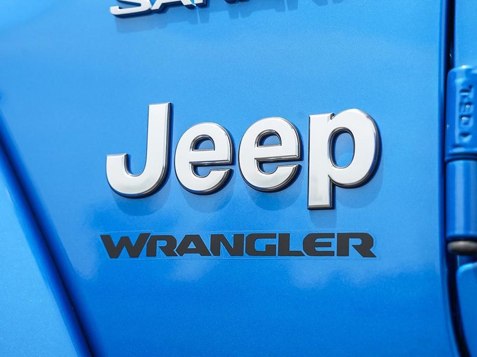 2024 Jeep WRANGLER 4-Door SAHARA