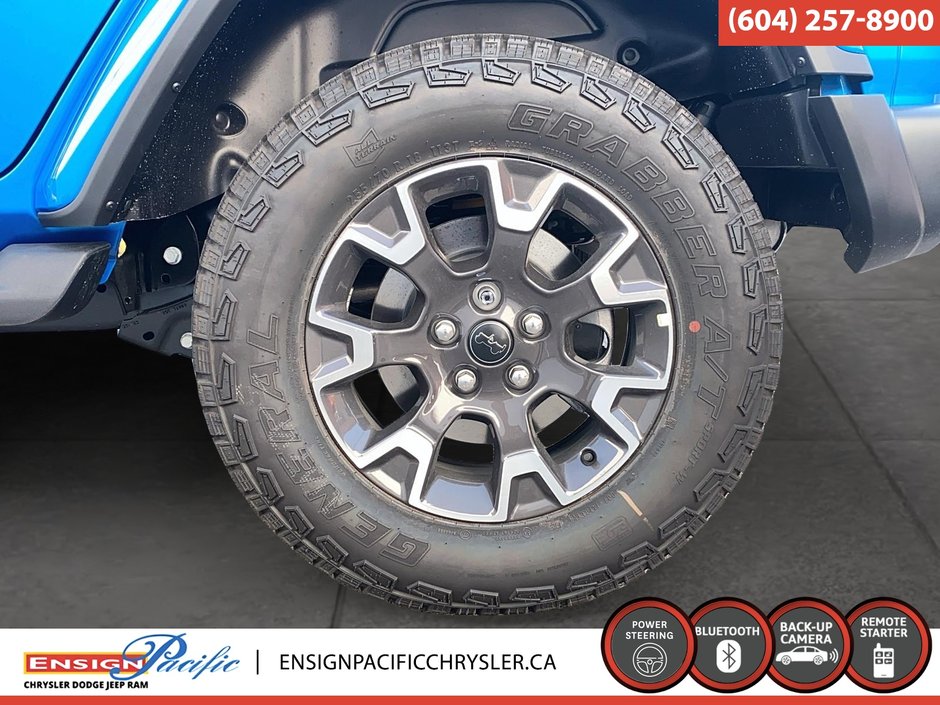 2025 Jeep WRANGLER 4-Door SAHARA
