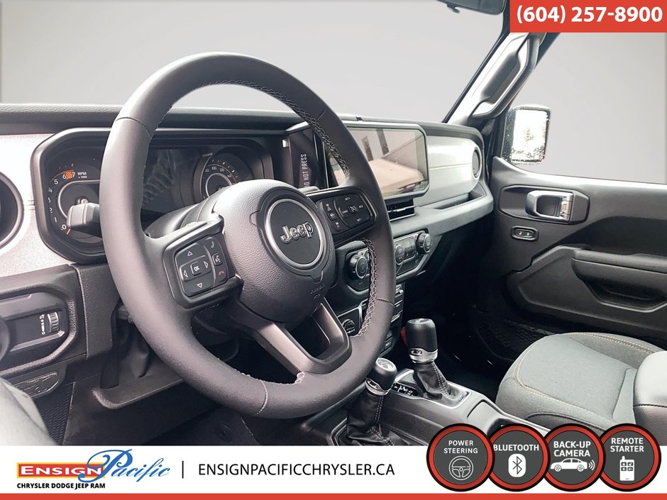 2025 Jeep Wrangler 4-Door WILLYS