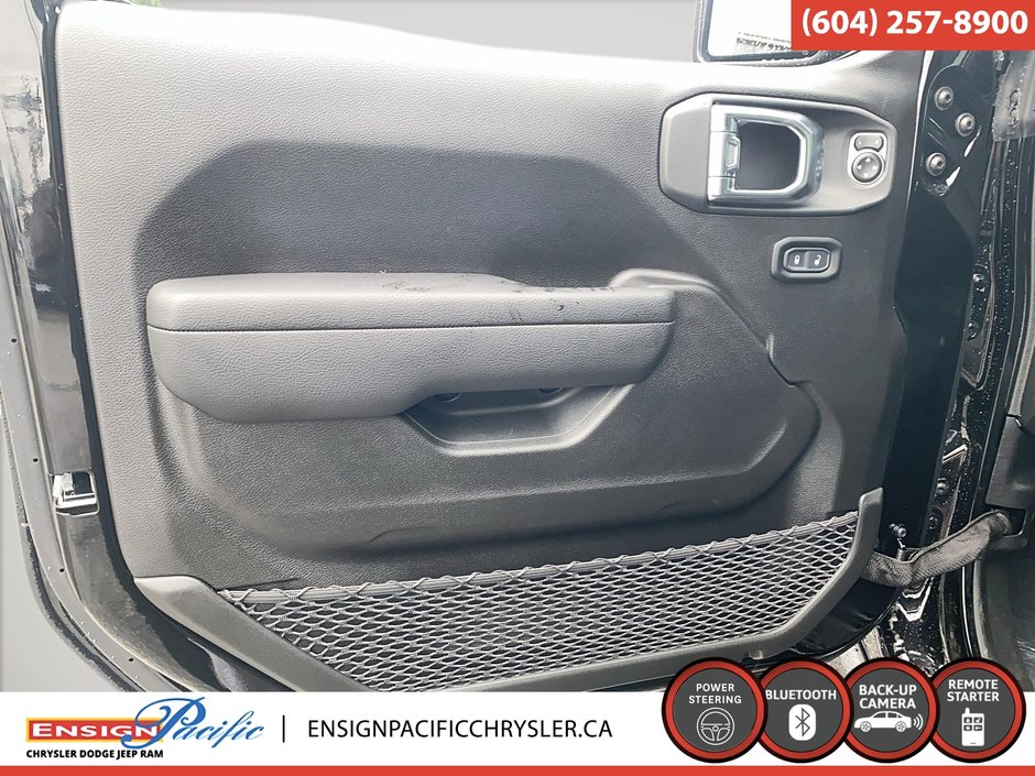 2025 Jeep Wrangler 4-Door WILLYS