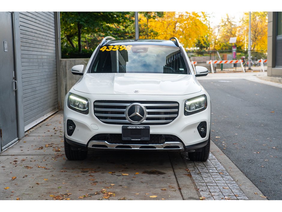 2024 Mercedes-Benz GLB 250 Premium Style Meets Everyday Versatility
