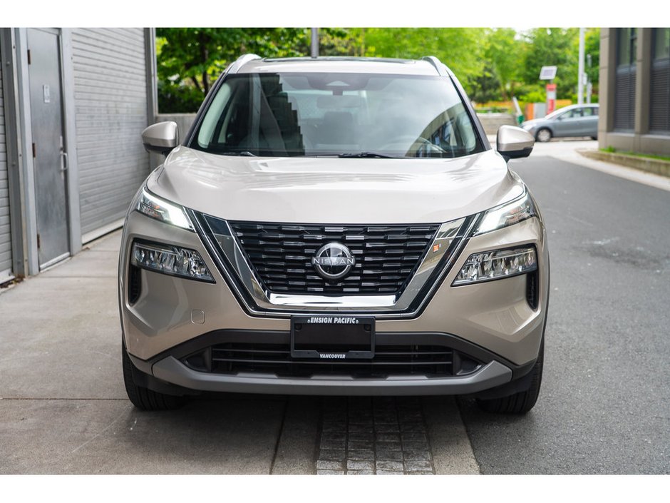 2023 Nissan Rogue SV Midnight Edition Bold Design. Smarter Drive.