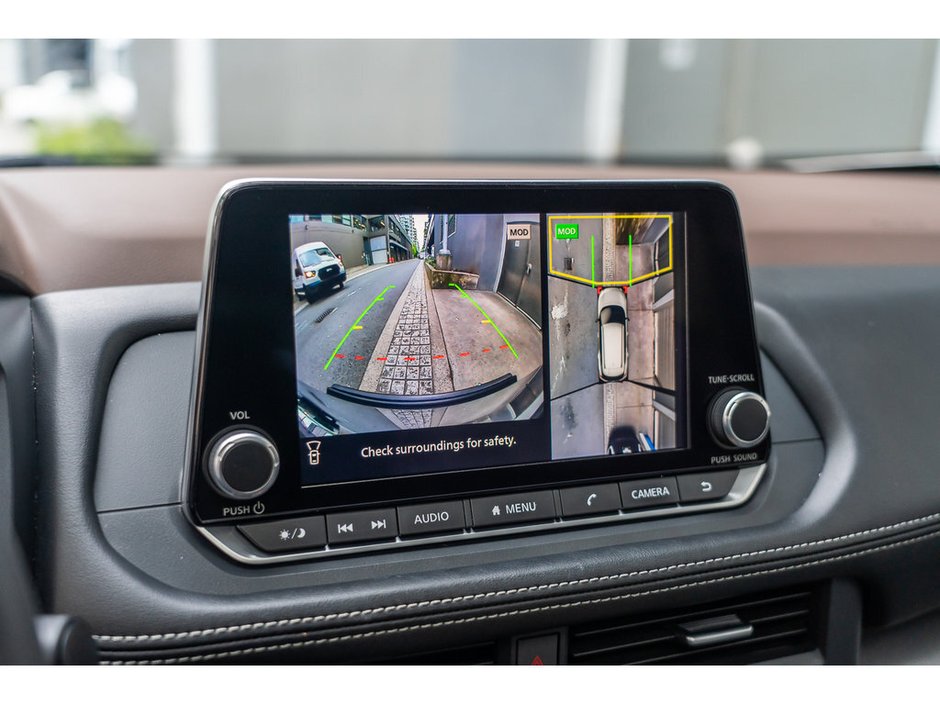 2023 Nissan Rogue SV Midnight Edition Bold Design. Smarter Drive.