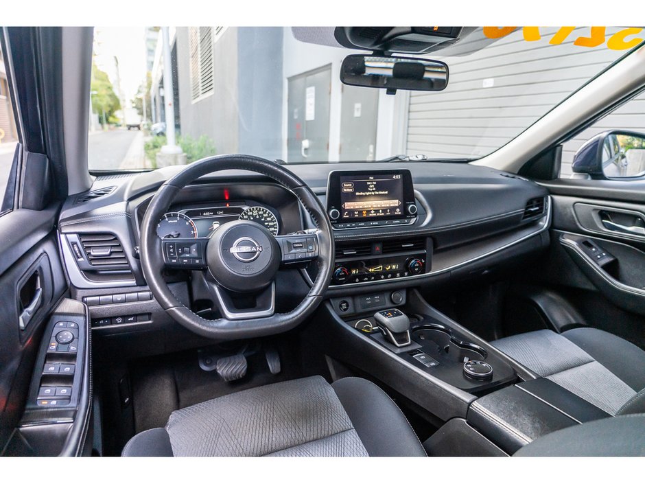 2024 Nissan Rogue SV Moonroof Smart, Stylish, and Ready for Everyday Adventure