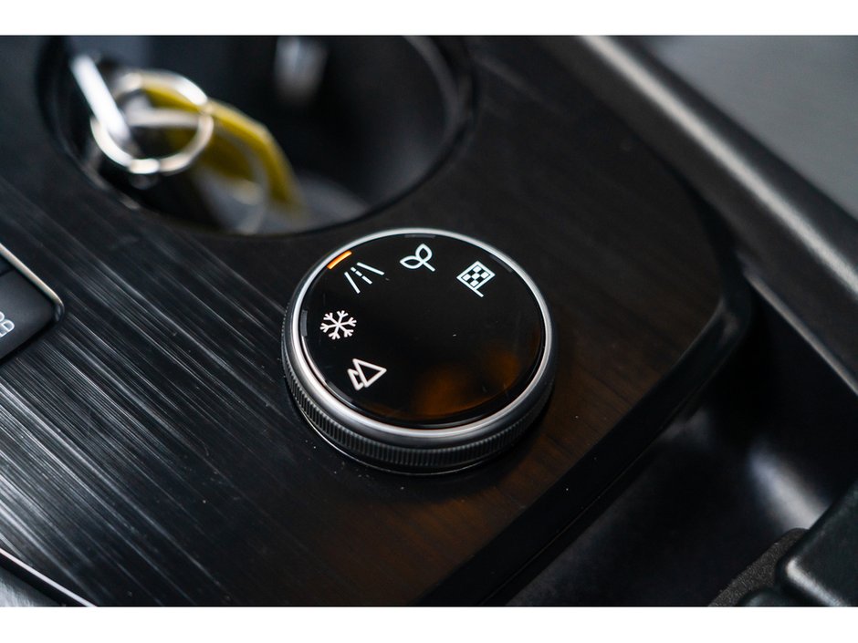 2024 Nissan Rogue SV Moonroof Smart, Stylish, and Ready for Everyday Adventure