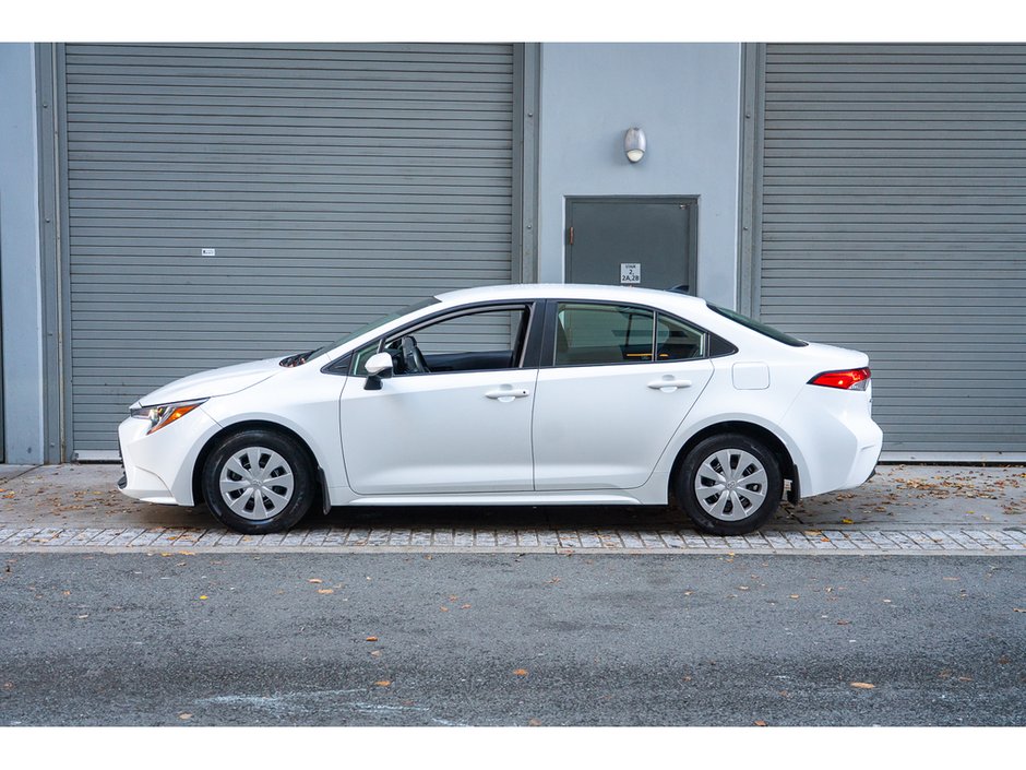 2023 Toyota Corolla LE Reliable, Fuel-Efficient, and Built for Everyday Driving