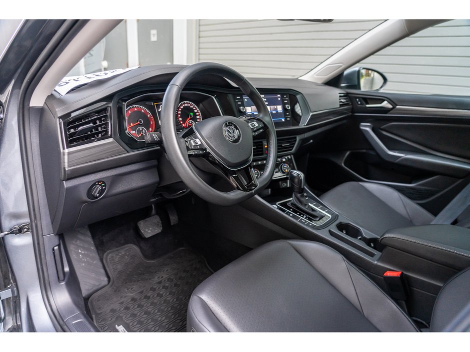 2020 Volkswagen Jetta Highline Affordable comfort meets Volkswagen reliability.