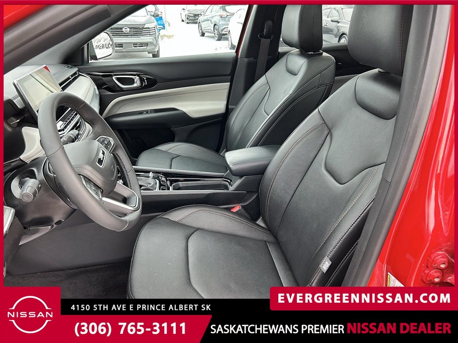 2024 Jeep Compass Limited ULTRA LOW KLMs ON THIS TRADE IN!
