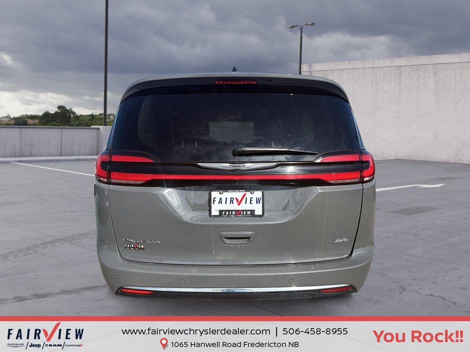 2023 Chrysler Pacifica Touring L AWD